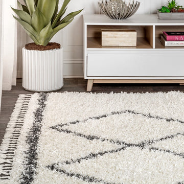 Beautiful mercer Shag Plush Tassel Moroccan Tribal Geometric Trellis Area Rug